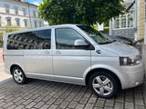 Volkswagen VW T5 Transporter Bus - VW T5 Transporter in Wiesbaden