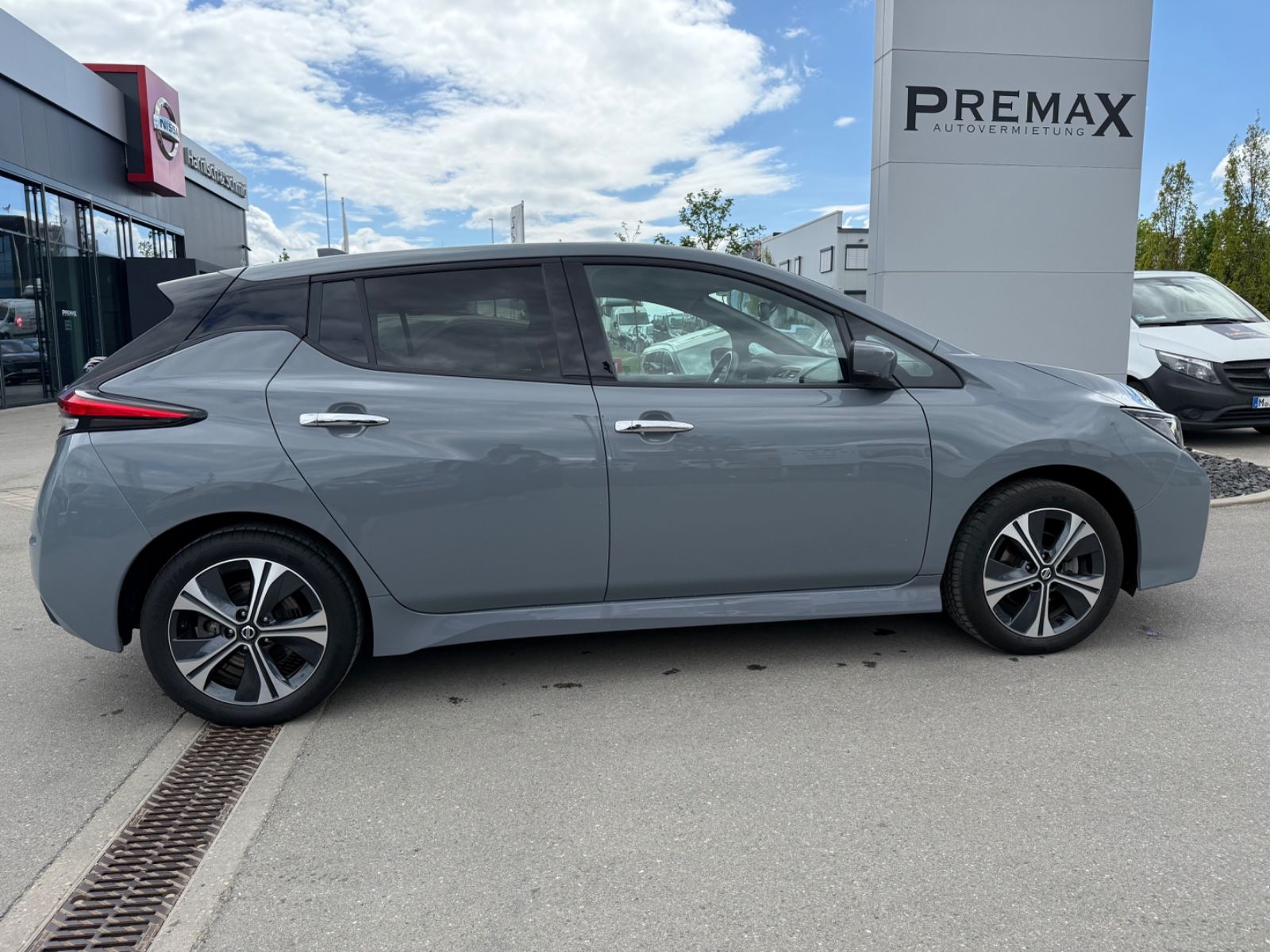 Fahrzeugabbildung Nissan Leaf N-Connecta - 360°, LED, Winter-P.,SOH96%