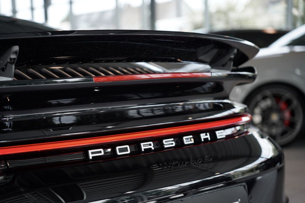 Porsche 992