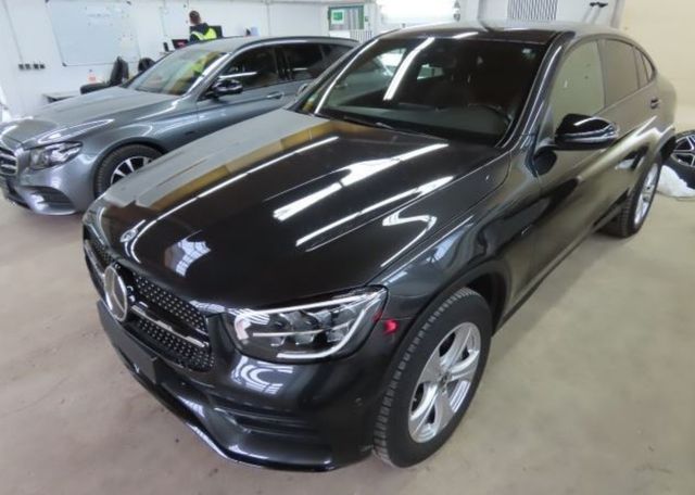 Mercedes-Benz GLC 300e Coupe 4Mat 9G  AMG/LED/NAVI/BURMEST/8