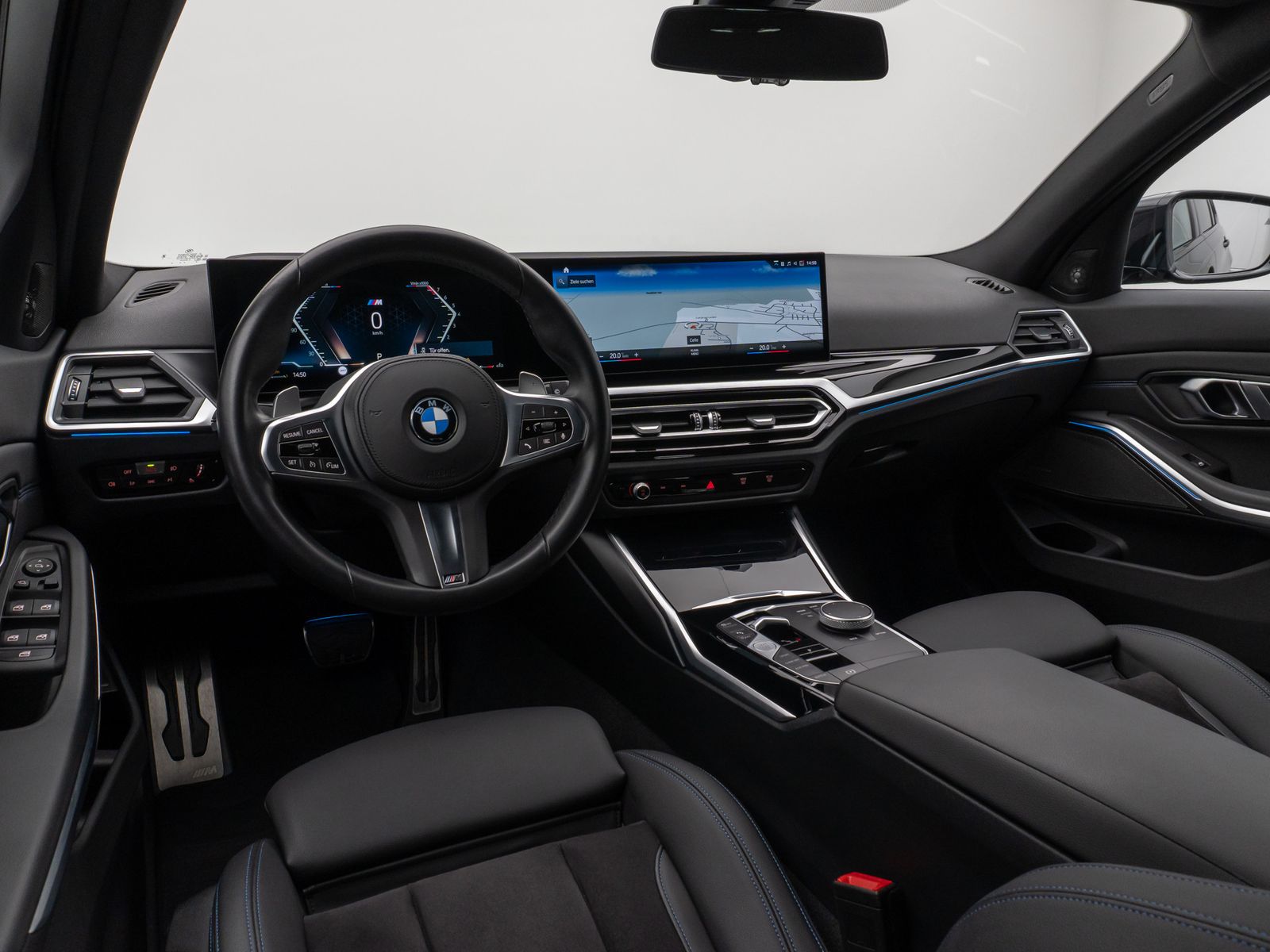 Fahrzeugabbildung BMW 330i M Sport HUD DAB H/K PDC Komfort Alarm 19"