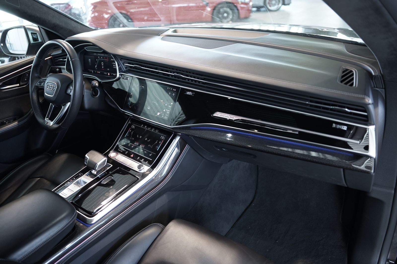 Audi Sq8