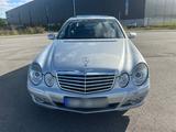 Mercedes-Benz  MERCEDES BENZ E 3.0 CDI | 2007 - Mercedes-Benz 200 aus 2007