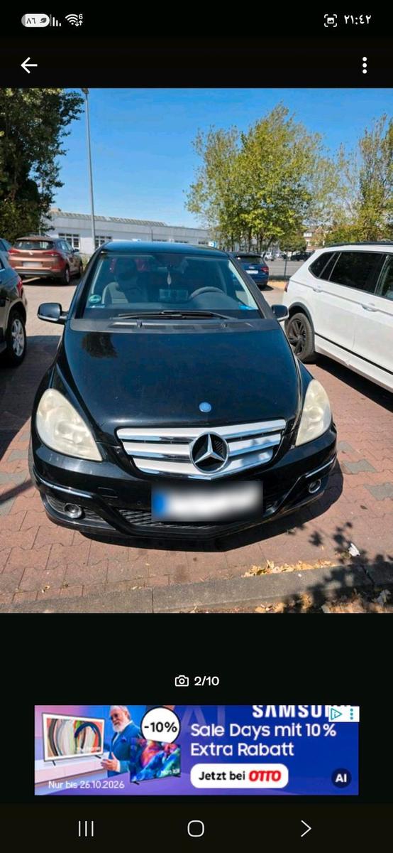 Mercedes-Benz B 180