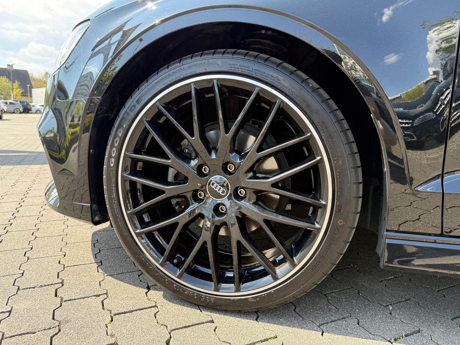 Fahrzeugabbildung Audi A3 Cabriolet 35 TFSI S line B&O ACC LED