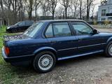 BMW E30 325 ix  - BMW 325 aus 1989: 325i