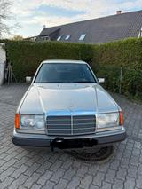 Mercedes-Benz Mercedes W124 220E - Mercedes-Benz 220 aus 1992