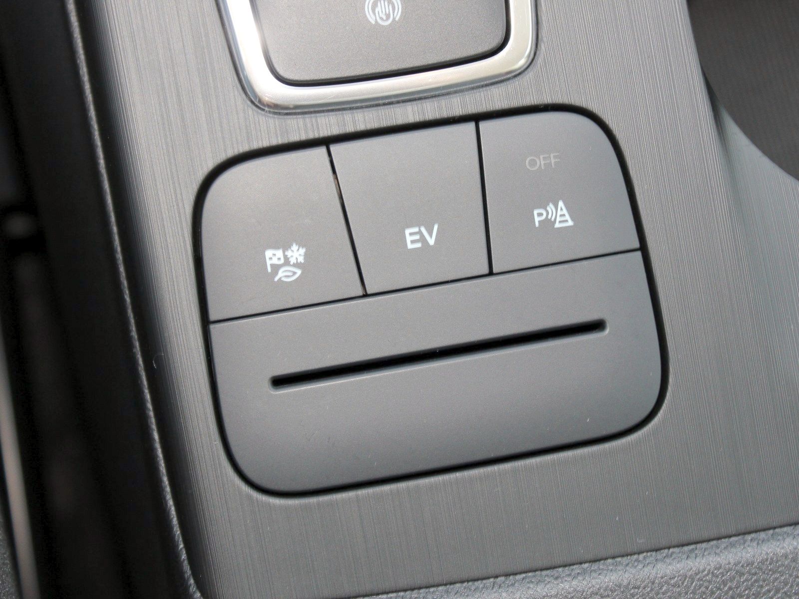 Fahrzeugabbildung Ford Kuga Plug-In Hybrid Cool & Connect