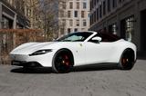 Ferrari Roma Spider | Carbon Ext. & Int. | White-Red - Ferrari Roma Gebrauchtwagen in München