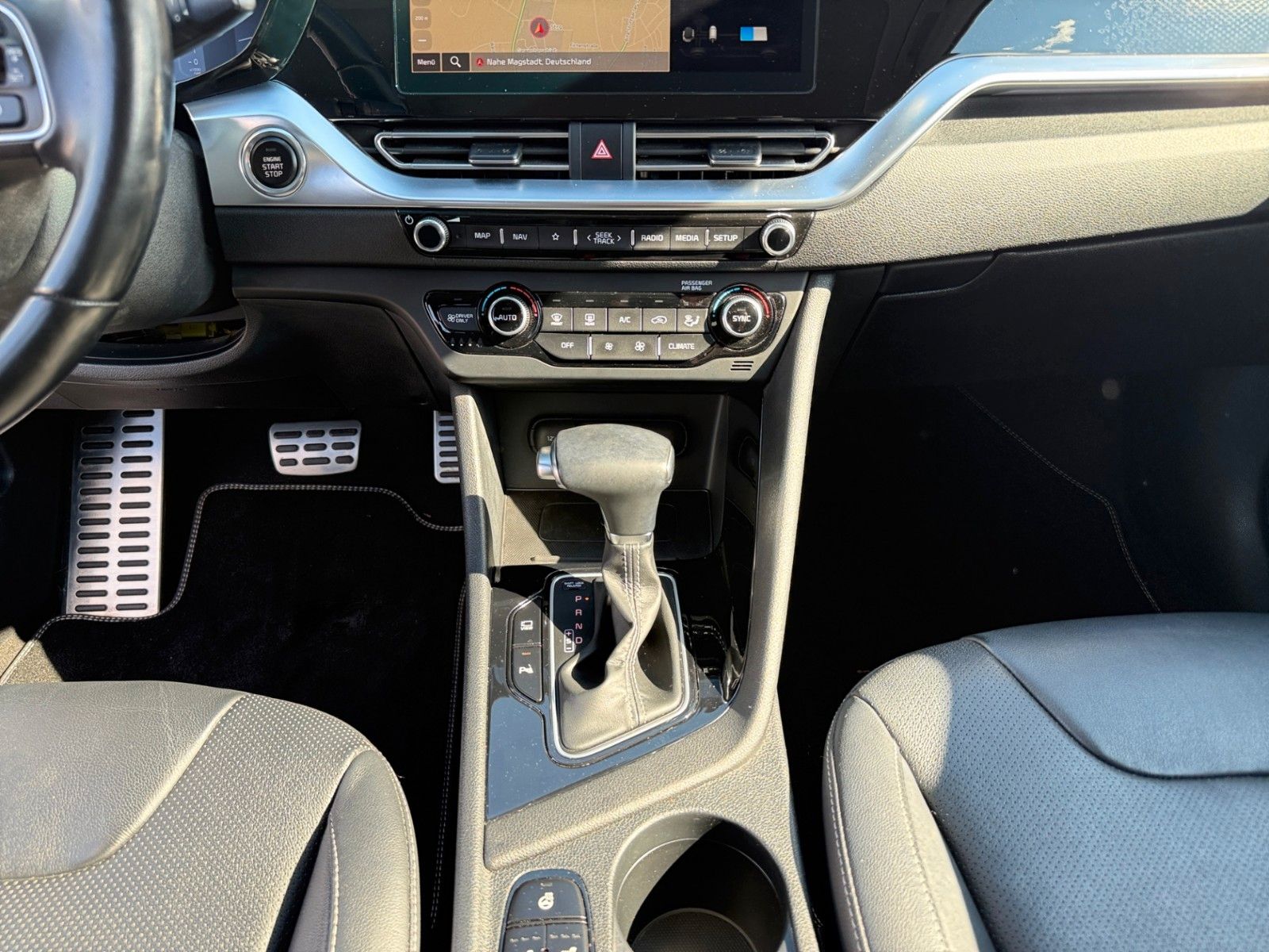 Fahrzeugabbildung Kia Niro 1.6 HEV Spirit Leder Glasdach