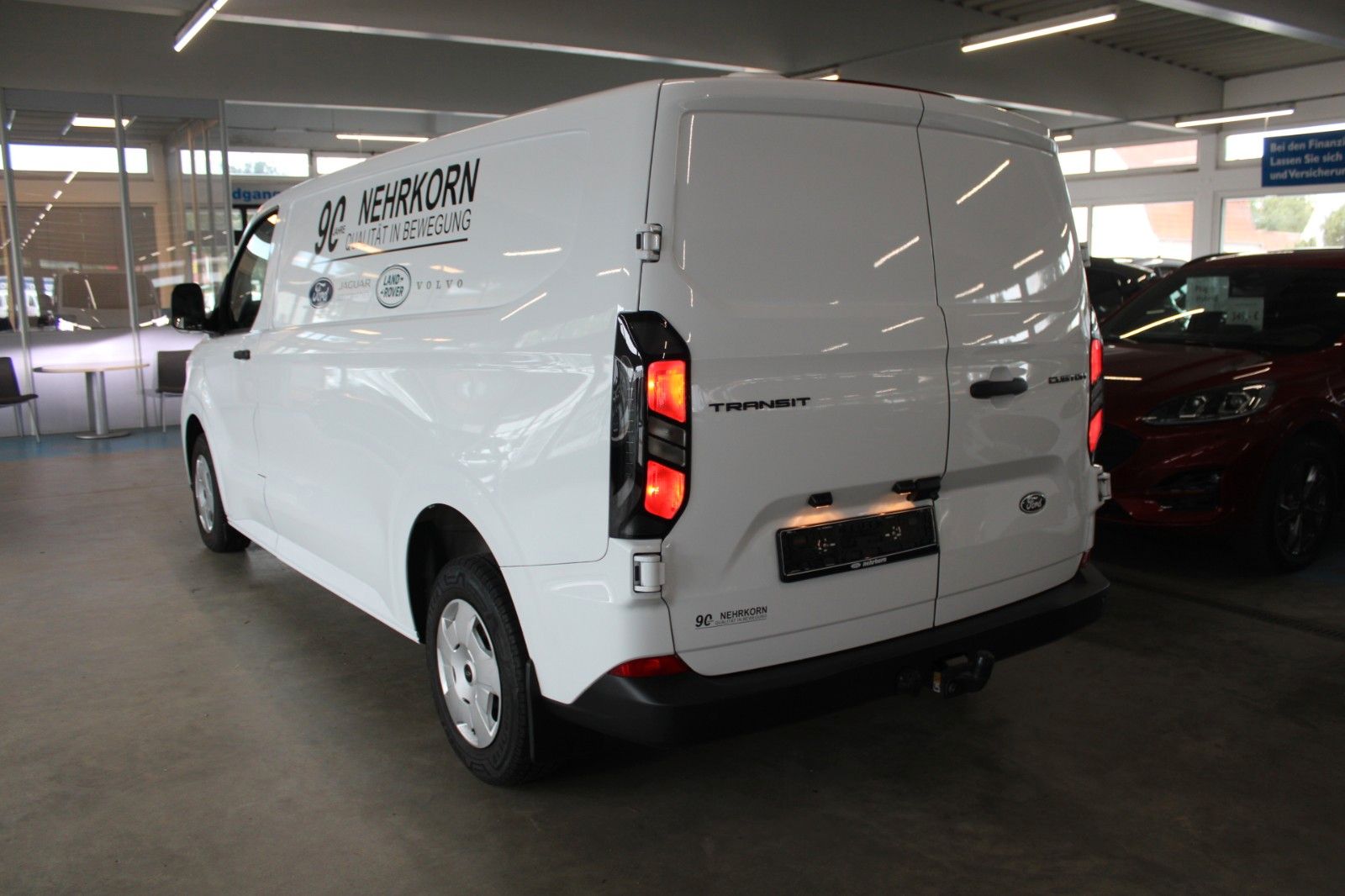 Fahrzeugabbildung Ford Transit Custom L2 TREND AHK TechnologiePaket2