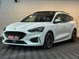 Ford Focus 1.5EB ST LINE LED#B&O#AHK#HUD#PANO#ACC#KEY - Ford Focus Gebrauchtwagen in Dresden