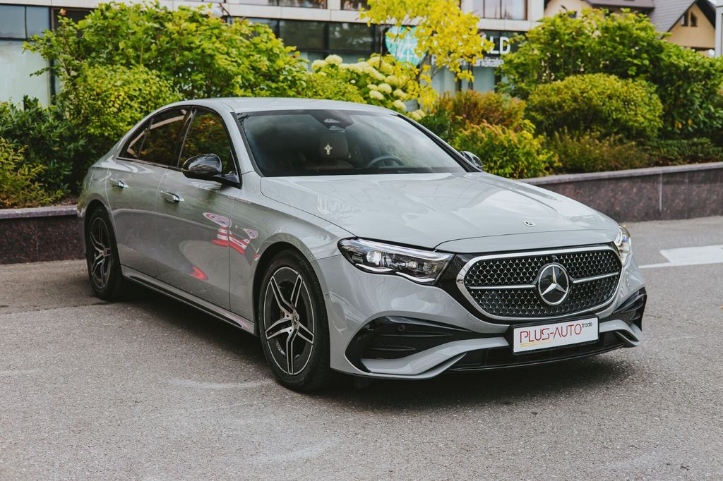 Image of Mercedes-Benz E 200
