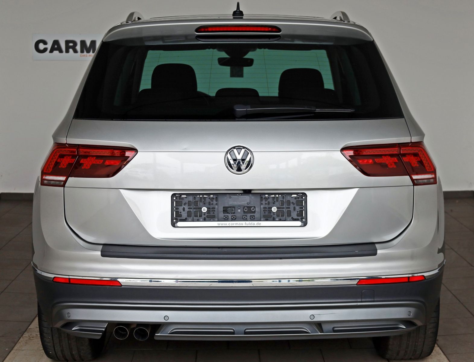 Fahrzeugabbildung Volkswagen Tiguan Highline 4M Navi,LED,PanDach,ACC,360°