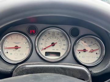 2003 Aston Martin VANQUISH photo 8