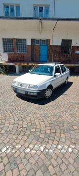 Volkswagen VW Vento / Jetta (GLX Motor) - Volkswagen Jetta: Gl