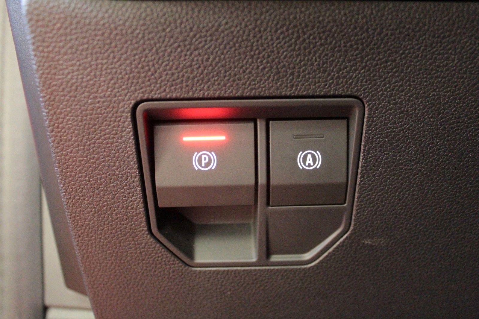 Fahrzeugabbildung Renault Megane E-Tech Electric Equilibre  boost charge