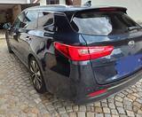 Kia Optima 1.7 CRDi DCT Spirit Sportswagon  - Kia Optima mit Panoramadach