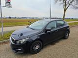 Peugeot 308 PureTech 130 Style Style - Peugeot 308: Puretech