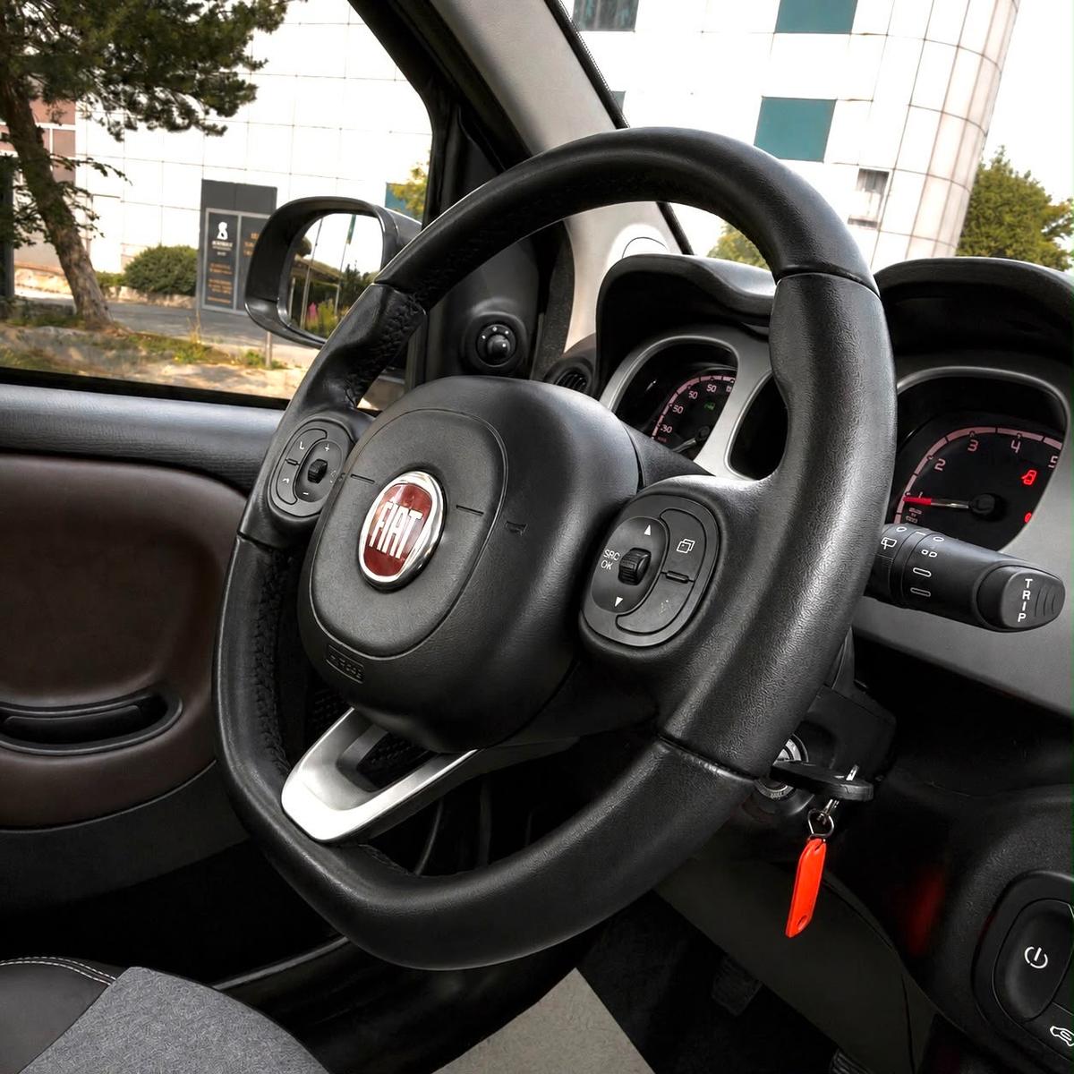 Fiat Panda Cross 4x4/1.Hand/Standhzg/SHZ/Klimaautom.