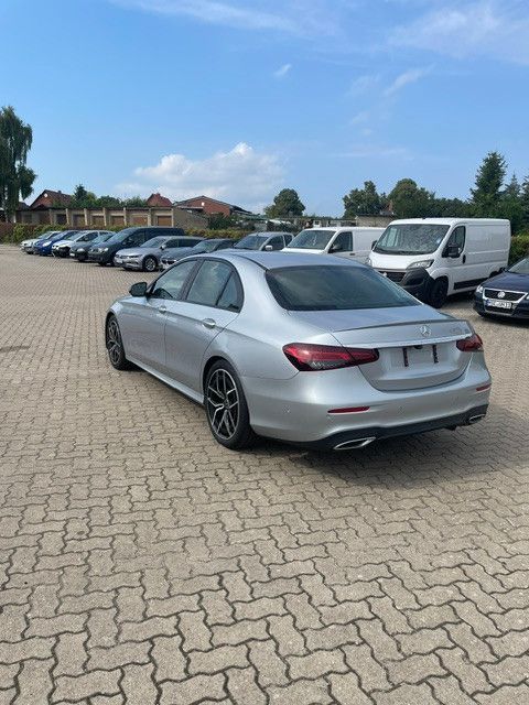 Image of Mercedes-Benz E 400