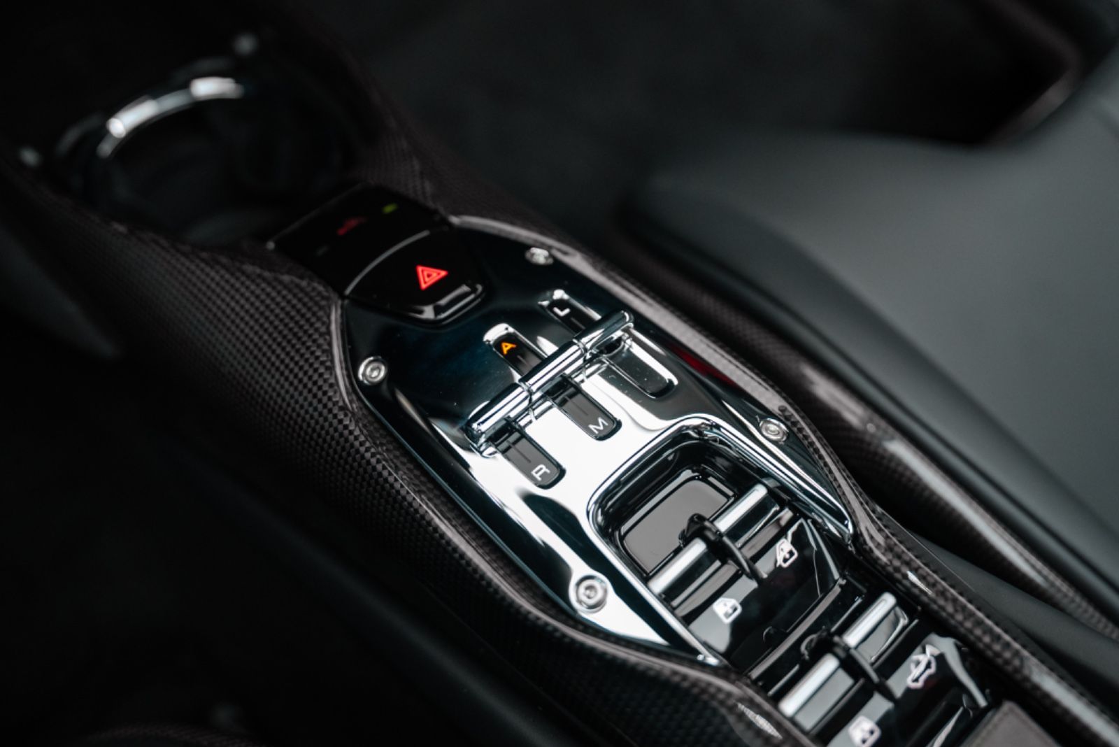 Fahrzeugabbildung Ferrari 296 GTS LIFT/PROD 25/RACING SEATS