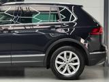 Volkswagen Tiguan Highline 4Motion STANDHZG*360°KA*HUD*PANO - Volkswagen Tiguan: Leder