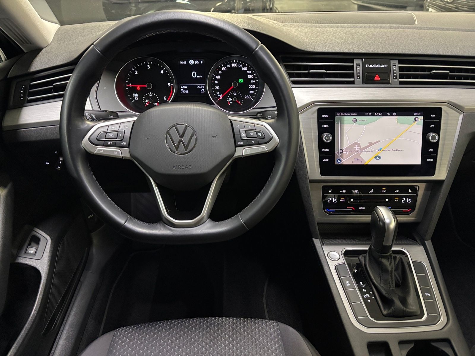 Volkswagen Passat Variant - Bild 9
