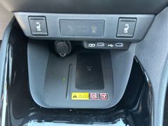 TOYOTA Yaris Hybrid 1.5 Team D *Comf.+Technik*