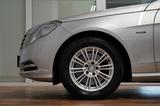 Mercedes-Benz E 250 T Elegance|BI-XENON|NAVI|DISTRONIC - Mercedes-Benz: Elegance