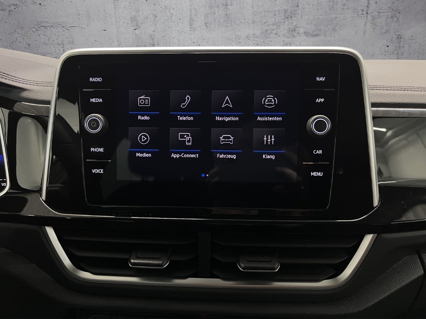 Volkswagen T-Roc - Bild 12