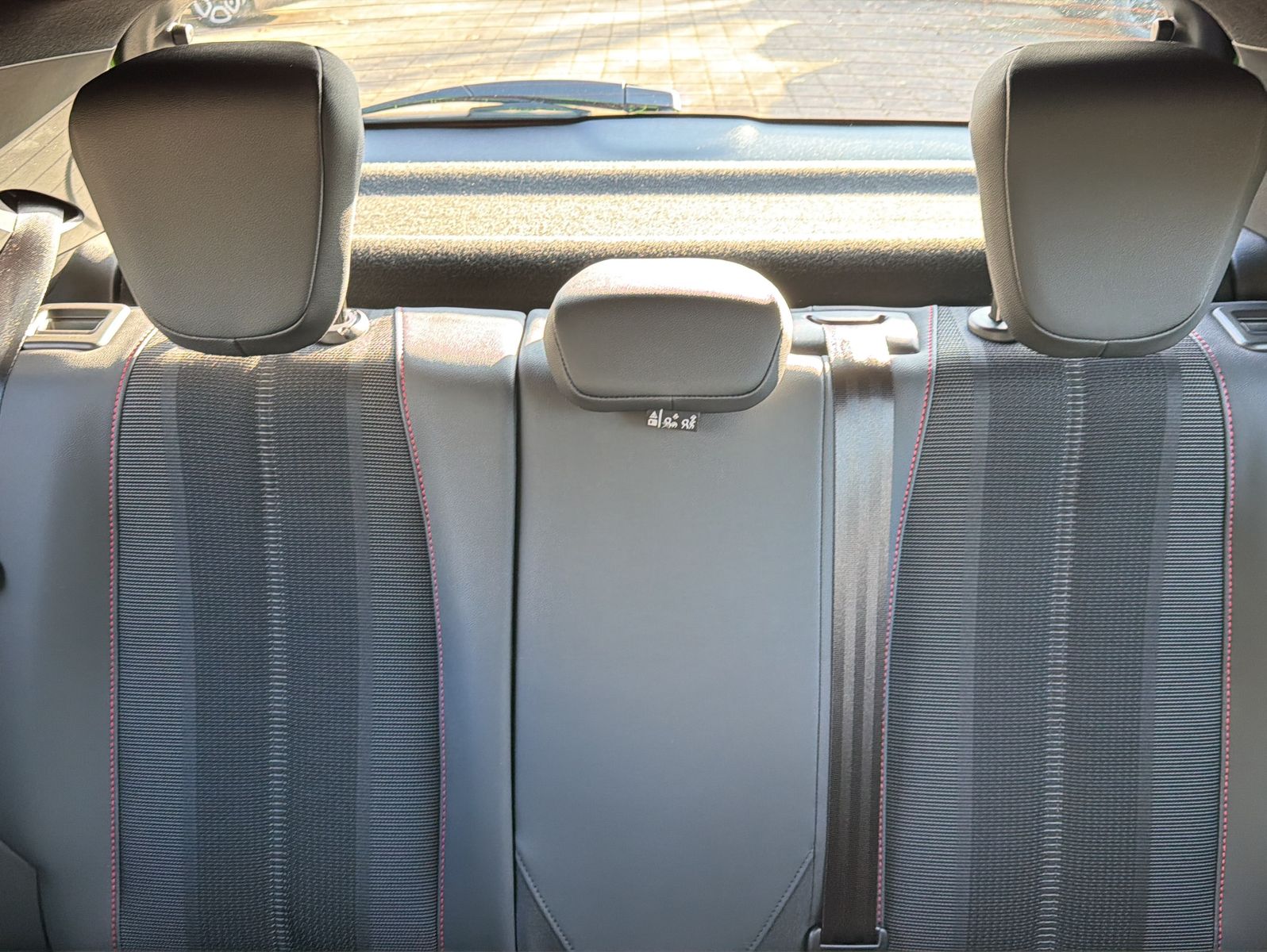 Fahrzeugabbildung Opel Mokka-e GS Line