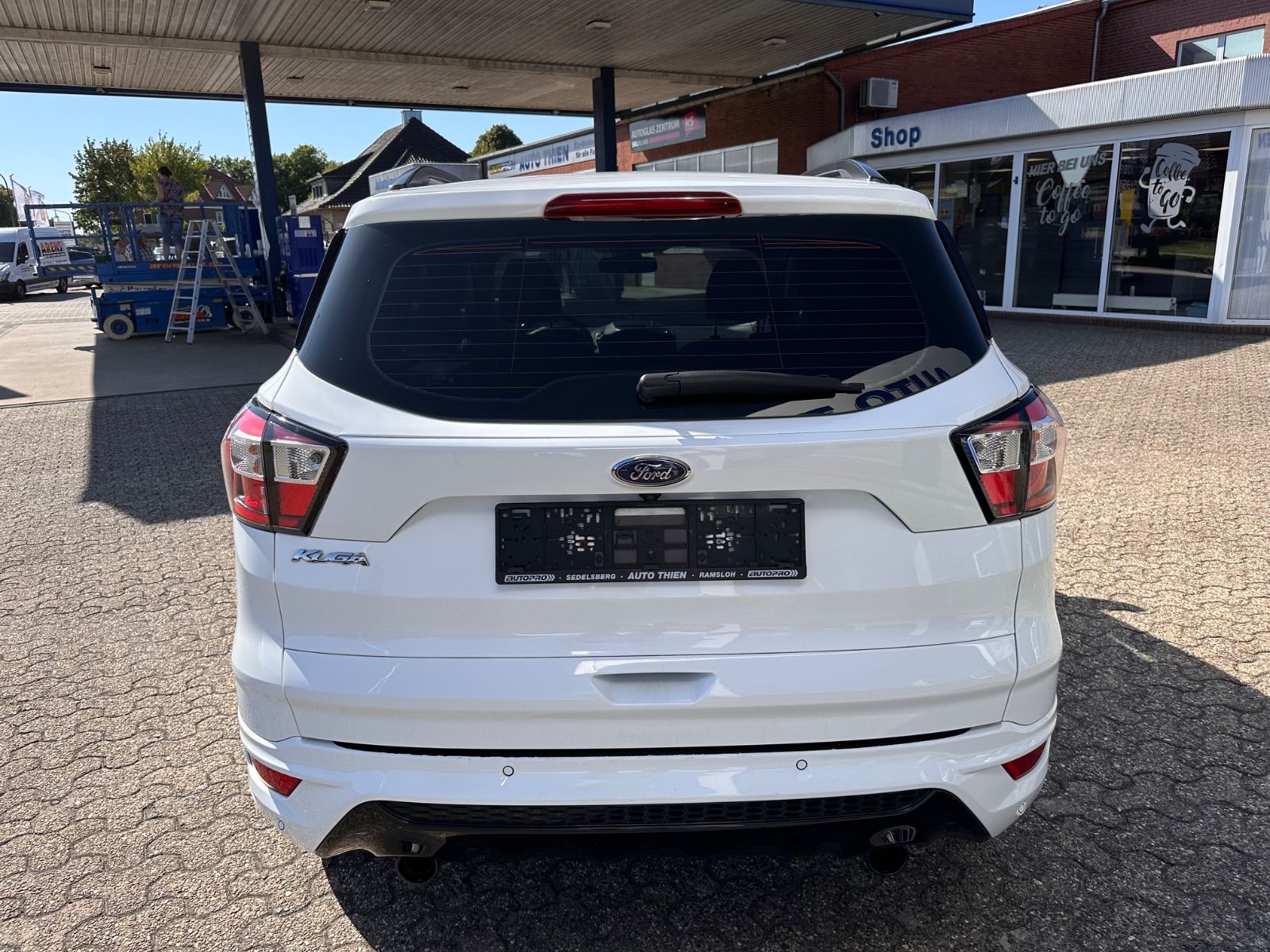 Fahrzeugabbildung Ford Kuga ST-Line 2.0 TDCi AHK/Navi/BiXenon/SHZG