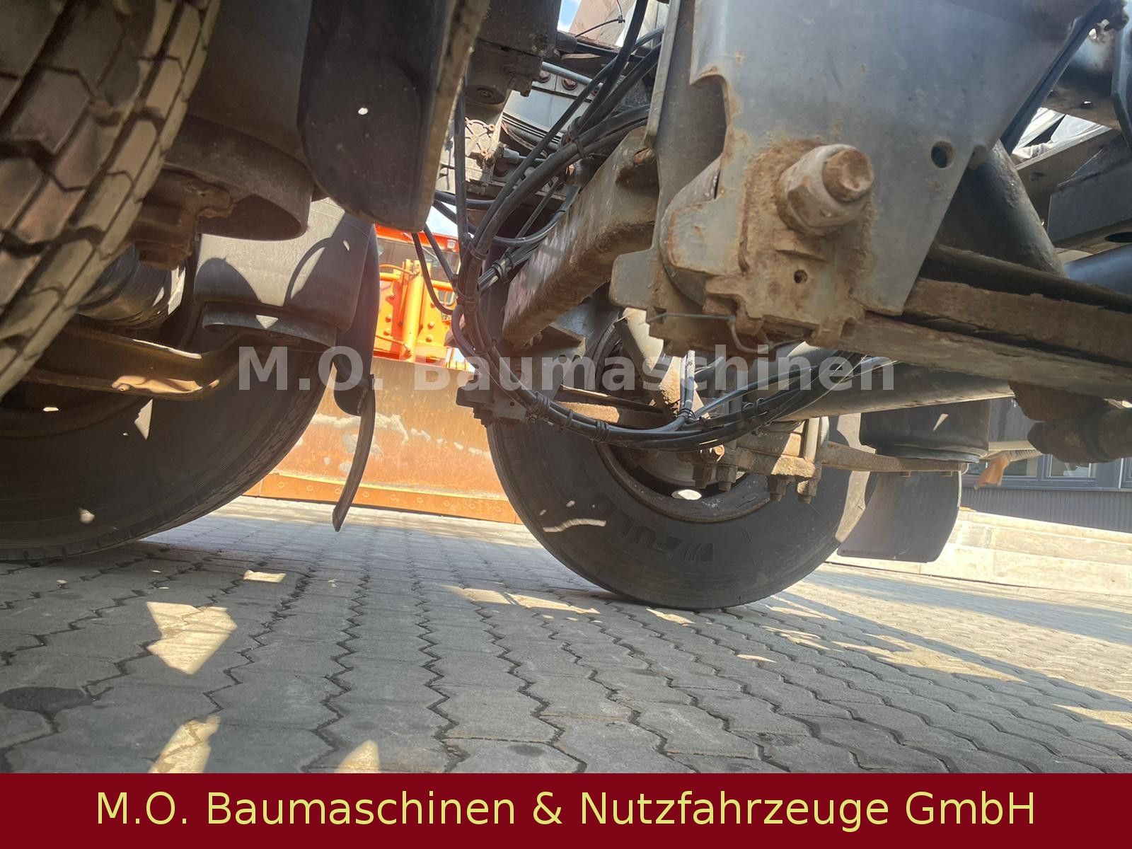 Fahrzeugabbildung Mercedes-Benz Atego 2623 / 6x2 / 3 Achser /  Euro 3 /