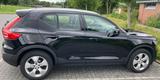 Volvo XC40 D3 Momentum Pro Geartronic AHK Kamera - Volvo XC40 von privat