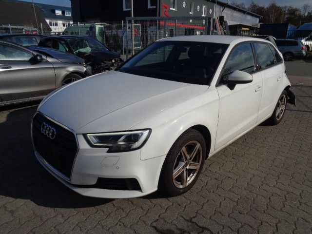 Audi A3 35 TFSI S tronic Sportback