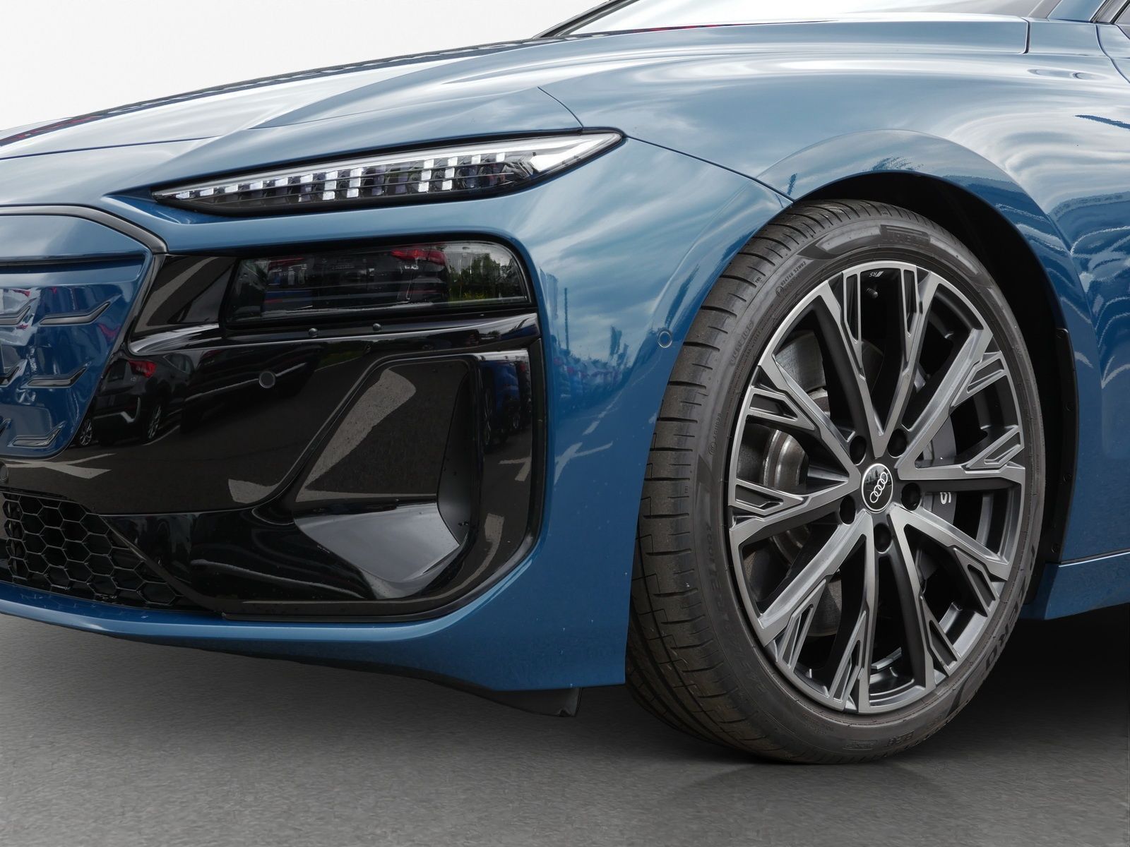 Audi S6 e-tron - Bild 14