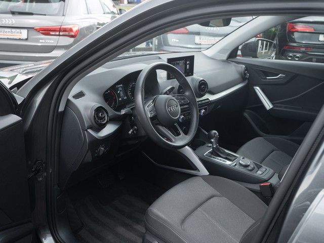 Q2 35 TFSI sport NAVI+RFK+LED