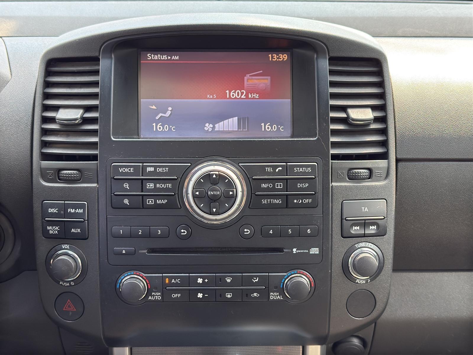 NISSAN NAVARA 3.0 V6 DCI 231 CH DOUBLE CAB 4X4 BVA – CUIR TOIT OUVRANT GPS ATTELAGE