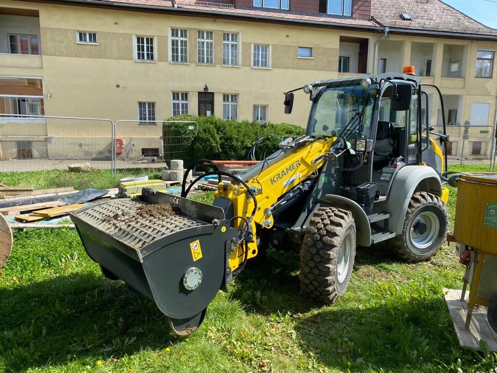Fahrzeugabbildung Volvo CNF-BMX 400 Betonmischschaufel für Radlader
