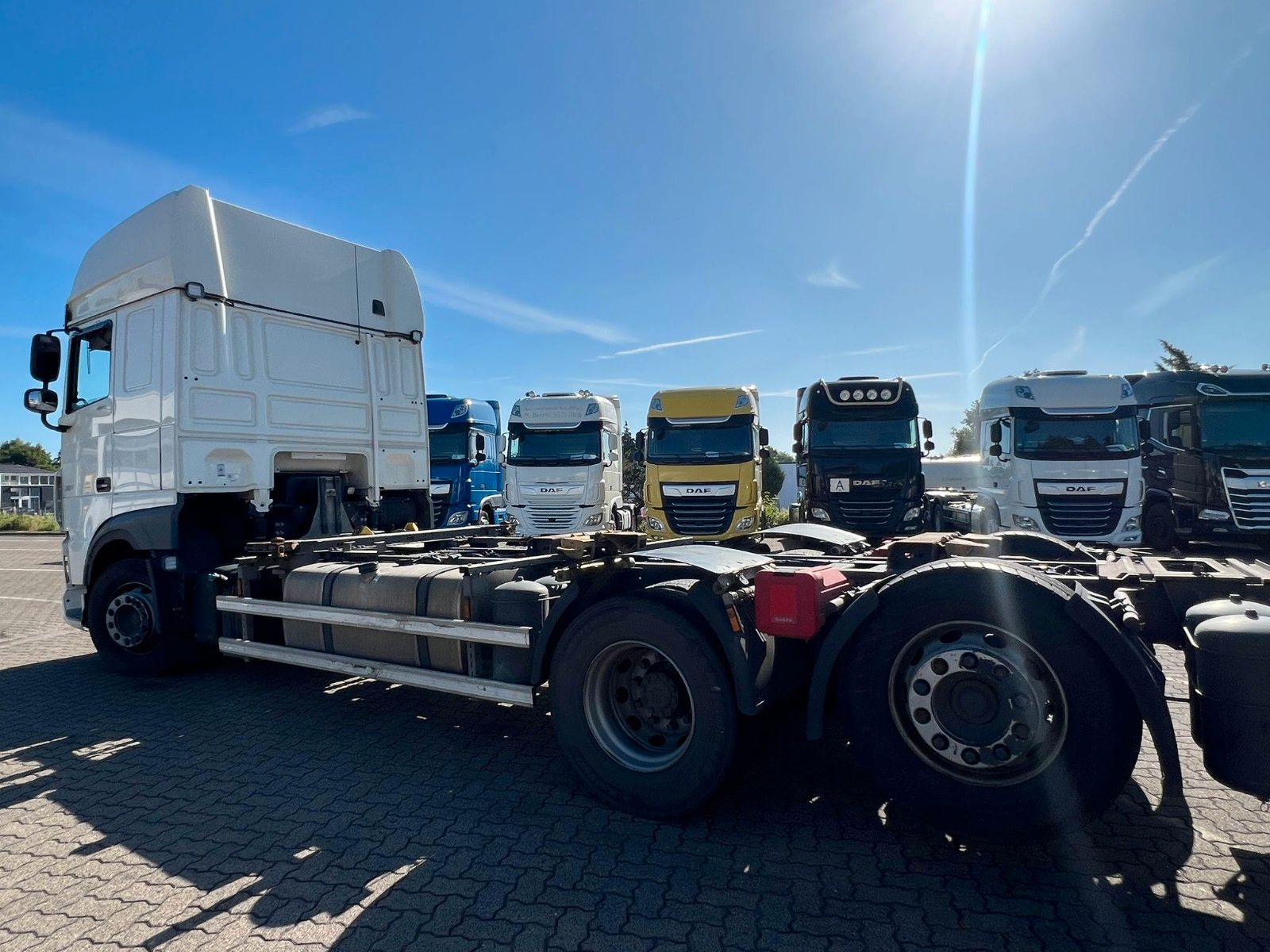 Fahrzeugabbildung DAF XF 480 FAN SSC Dachser, Lift-Lenk, Intarder