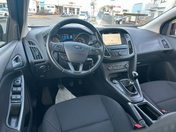 Ford Focus - 9