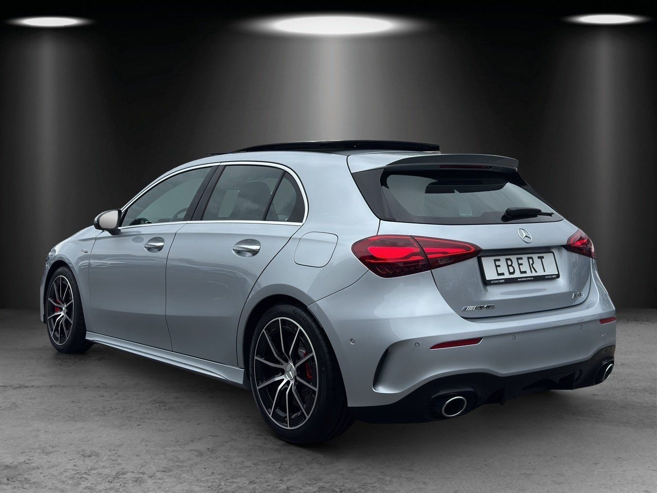 Fahrzeugabbildung Mercedes-Benz A35 AMG Prem Perf.Sitze DISTRO Standhz AHK Pano