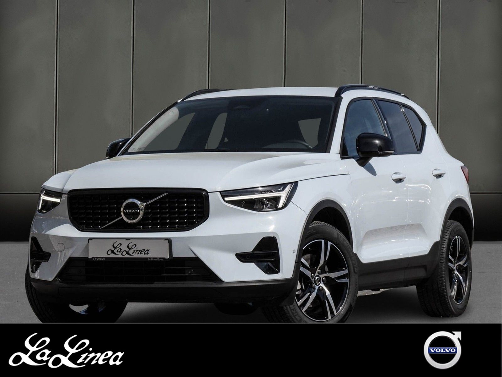 Volvo XC40 B3 Plus Dark Aut. Navi*PDC*LED