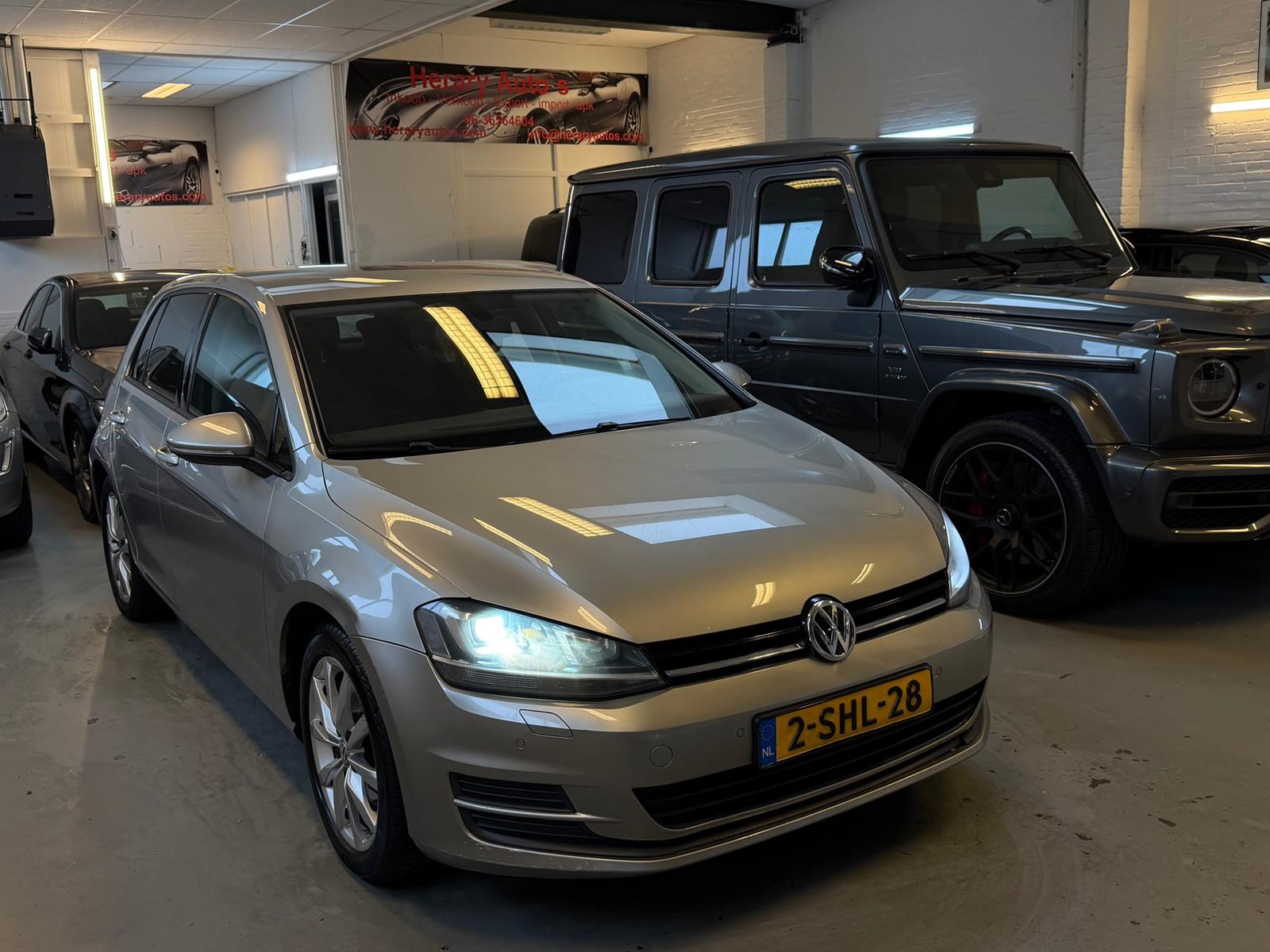 Volkswagen Golf 1.6 TDI Highline 5-Doors Led Navi Clima