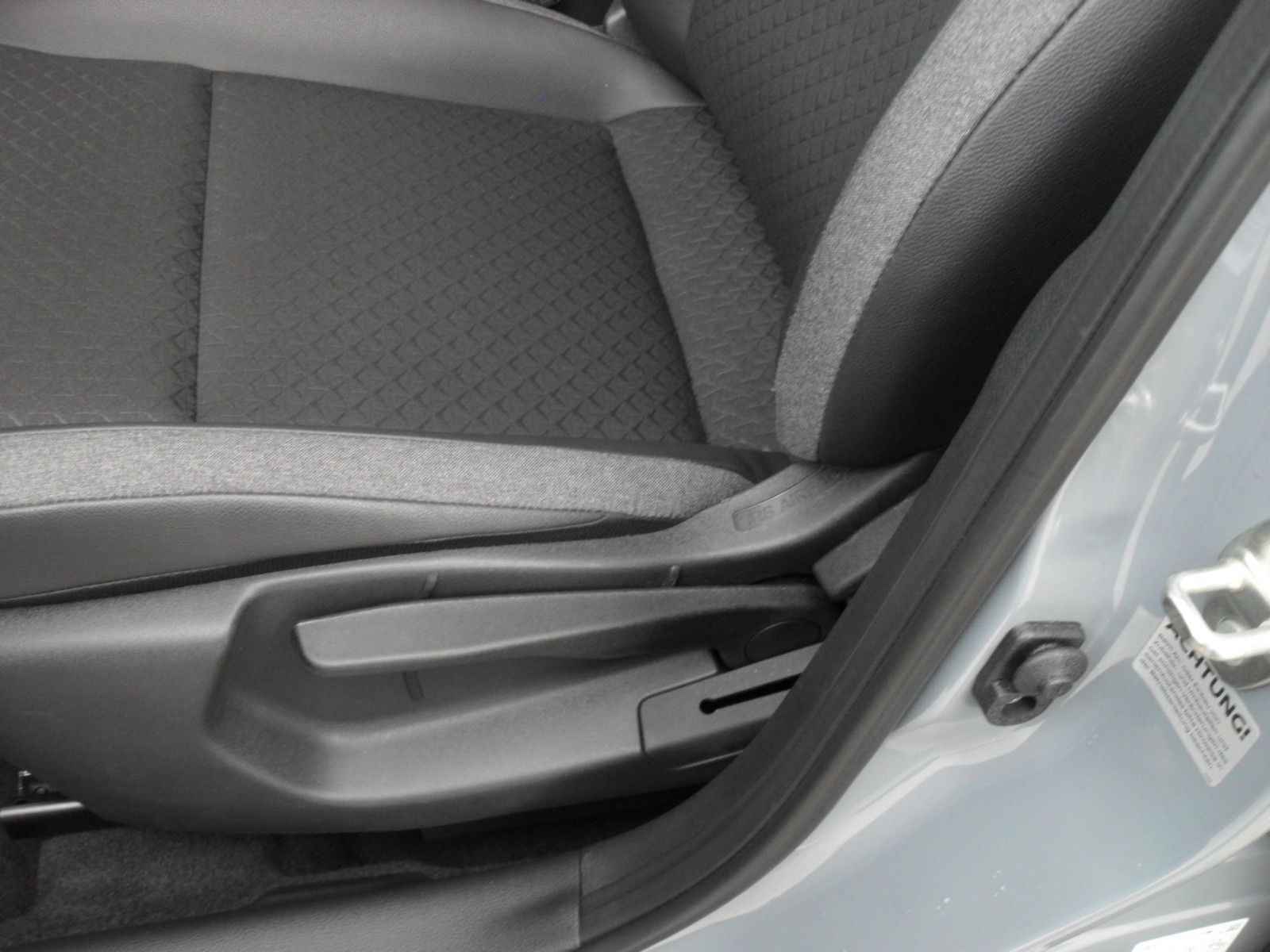 Fahrzeugabbildung Nissan Juke 1,0 N-Connecta Benzin | WP | Navi