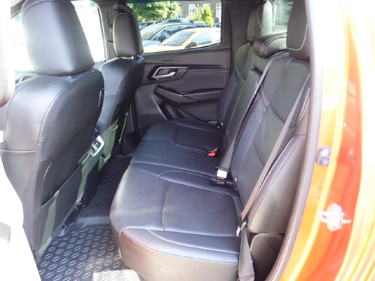 Fahrzeugabbildung Isuzu D-Max Double Cab V-CROSS