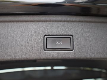 Volkswagen Touareg - 11