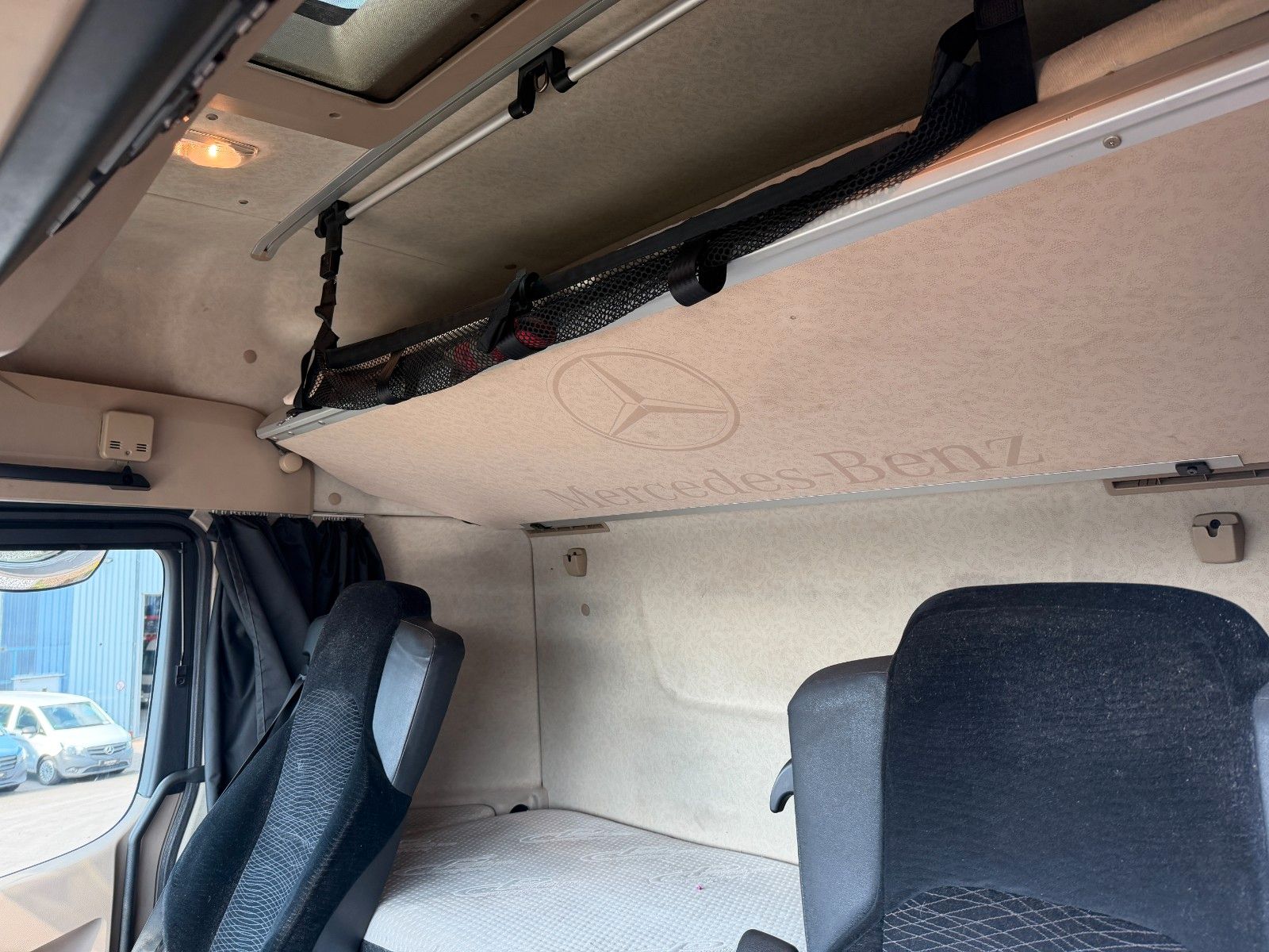 Fahrzeugabbildung Mercedes-Benz Actros 2545 L 6x2 Retarder Schiebeverdeck