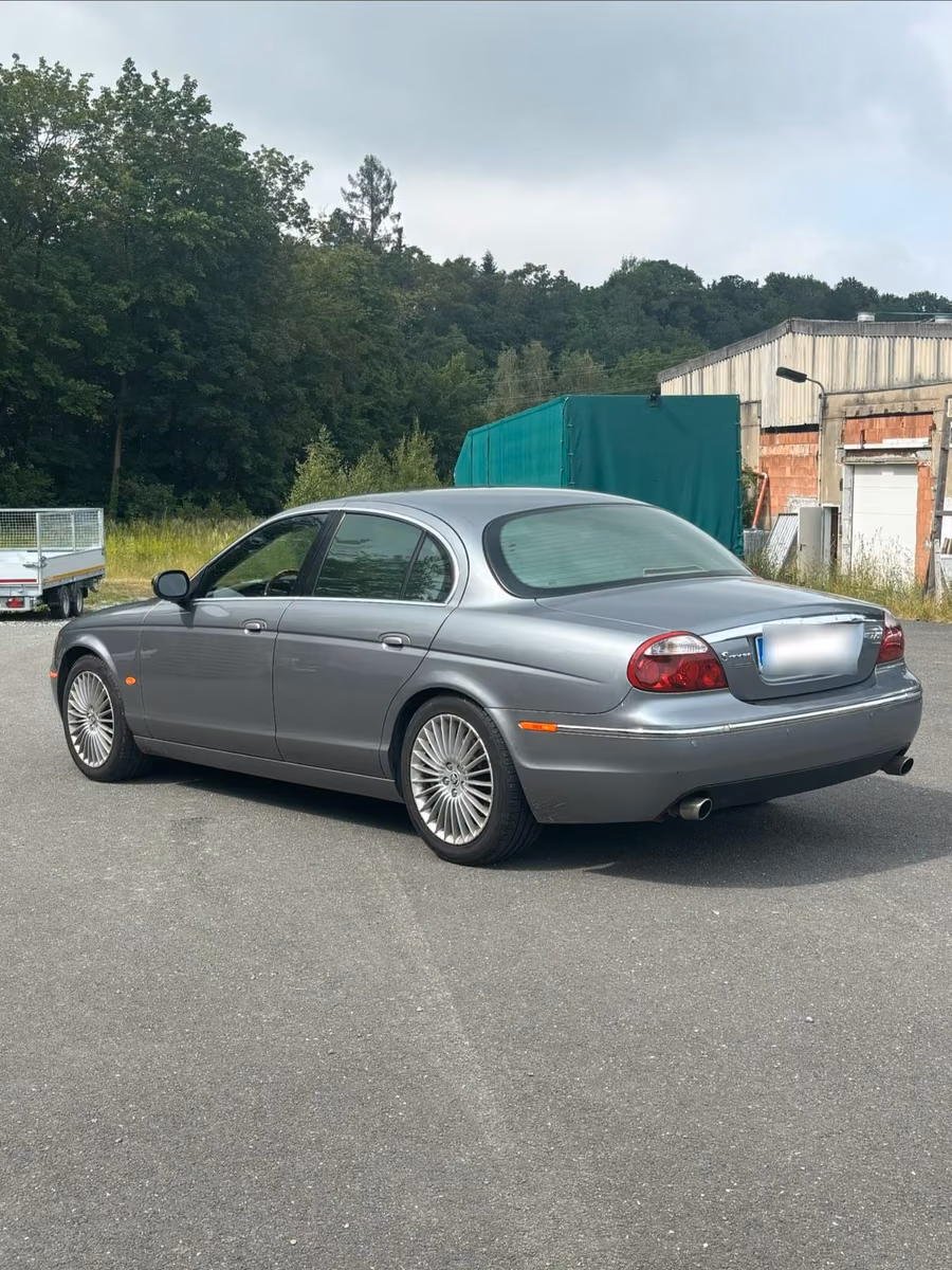 Jaguar S-Type